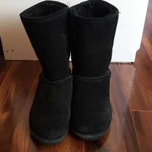 BearPaw Women's Black Boots
